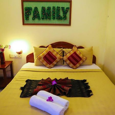 Fancy Guesthouse Phnom Penh Exterior foto