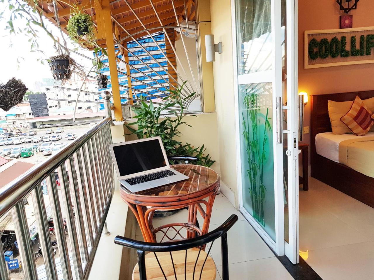 Fancy Guesthouse Phnom Penh Exterior foto